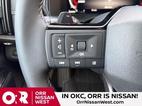 New 2026 Nissan Pathfinder Platinum image 23