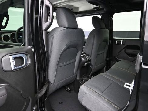 New 2026 Jeep Gladiator Sport AWD/4WD image 21