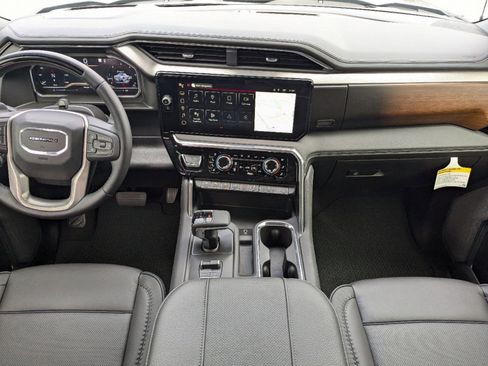 Used 2025 GMC Sierra 1500 Denali AWD/4WD image 16