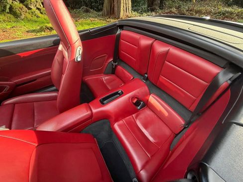 Used 2017 Porsche 911 Carrera image 12