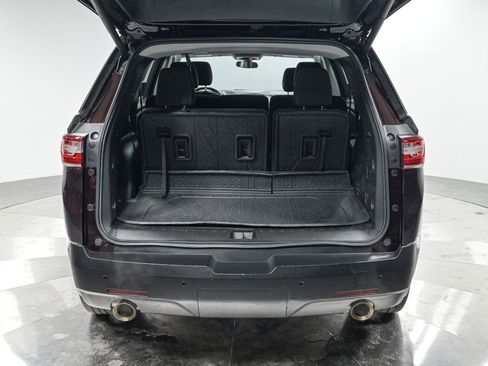 Used 2020 Chevrolet Traverse LT w/ LPO, Floor Liner Package image 7
