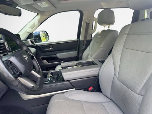 Used 2023 Toyota Tundra Limited w/ Power Package AWD/4WD image 10