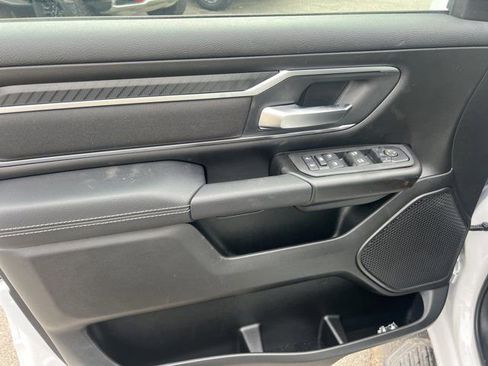 New 2026 RAM 1500 4x4 Crew Cab image 10