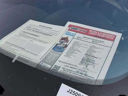 Used 2018 Jaguar XE R-Sport image 12