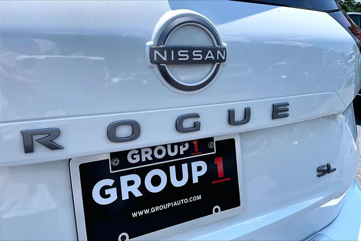 Used 2024 Nissan Rogue SL w/ SL Premium Package FWD image 31