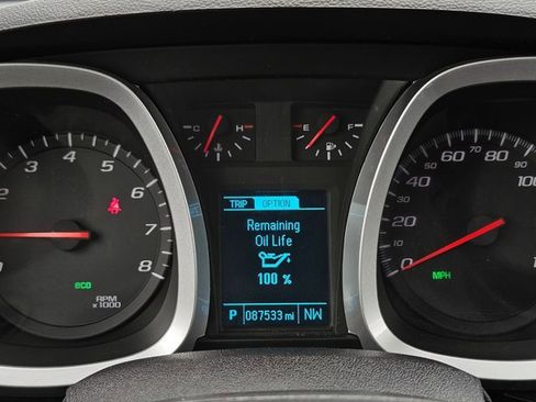 Used 2017 Chevrolet Equinox LT w/ Convenience Package image 11