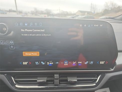 New 2026 Chevrolet Equinox EV RS image 25