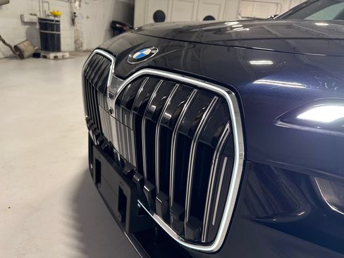 Used 2024 BMW 740i xDrive AWD/4WD image 55
