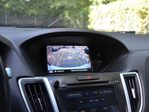 Used 2016 Acura TLX V6 FWD image 16