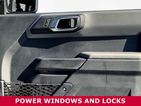 Used 2022 Ford Bronco Big Bend image 30