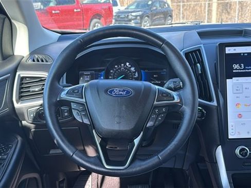 Certified 2023 Ford Edge SEL w/ Convenience Package image 13