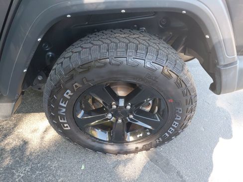 Used 2021 Jeep Wrangler Unlimited Sport AWD/4WD image 22
