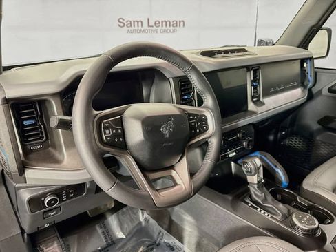 Used 2024 Ford Bronco Black Diamond w/ Sasquatch Package AWD/4WD image 9