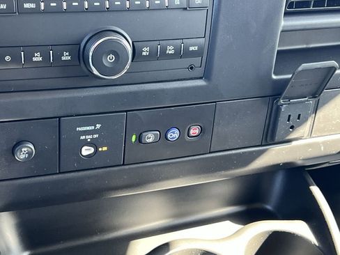 New 2025 Chevrolet Express 2500 w/ Driver Convenience Package image 19