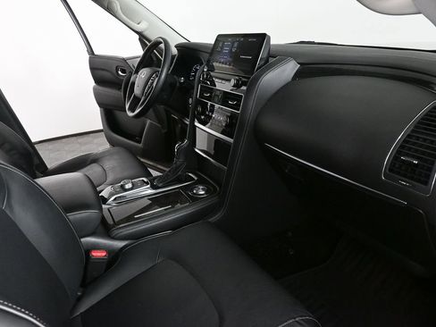 Used 2022 INFINITI QX80 Luxe w/ All-Season Package RWD image 22