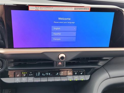 New 2025 Toyota Crown Signia image 12