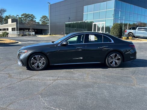Certified 2025 Mercedes-Benz E 350 4MATIC Sedan image 4