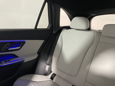 New 2026 Mercedes-Benz GLC 300 image 13