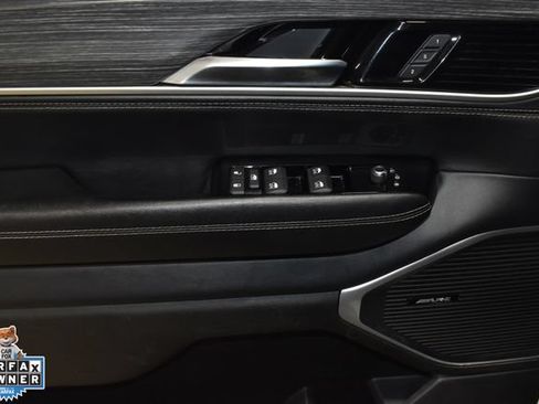 Certified 2024 Jeep Wagoneer Series II w/ Flexible Seating Group AWD/4WD image 27