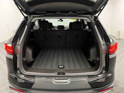 Used 2024 Chevrolet Blazer LT image 9