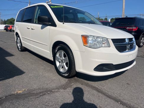 Used 2013 Dodge Grand Caravan SE FWD image 4