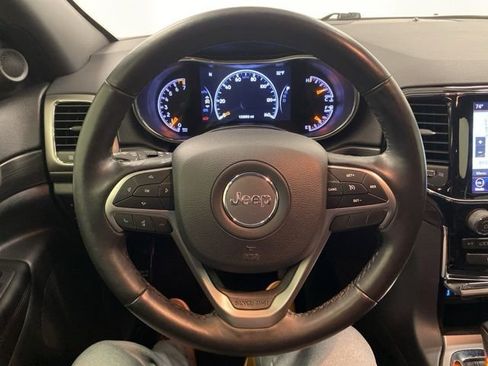 Used 2020 Jeep Grand Cherokee Altitude image 15