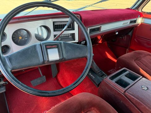 Used 1987 GMC Jimmy 4WD image 10