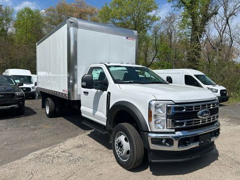 New 2026 Ford F550 2WD Regular Cab Super Duty image 3