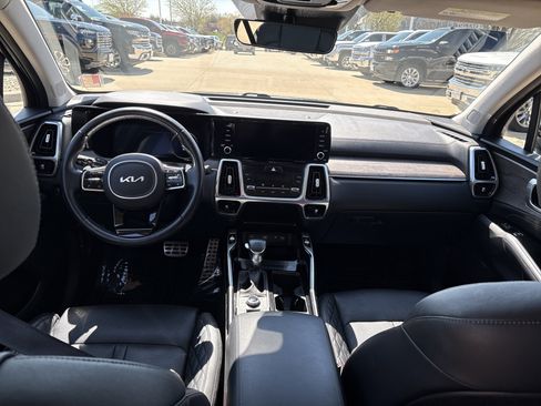 Used 2022 Kia Sorento SX Prestige AWD/4WD image 17