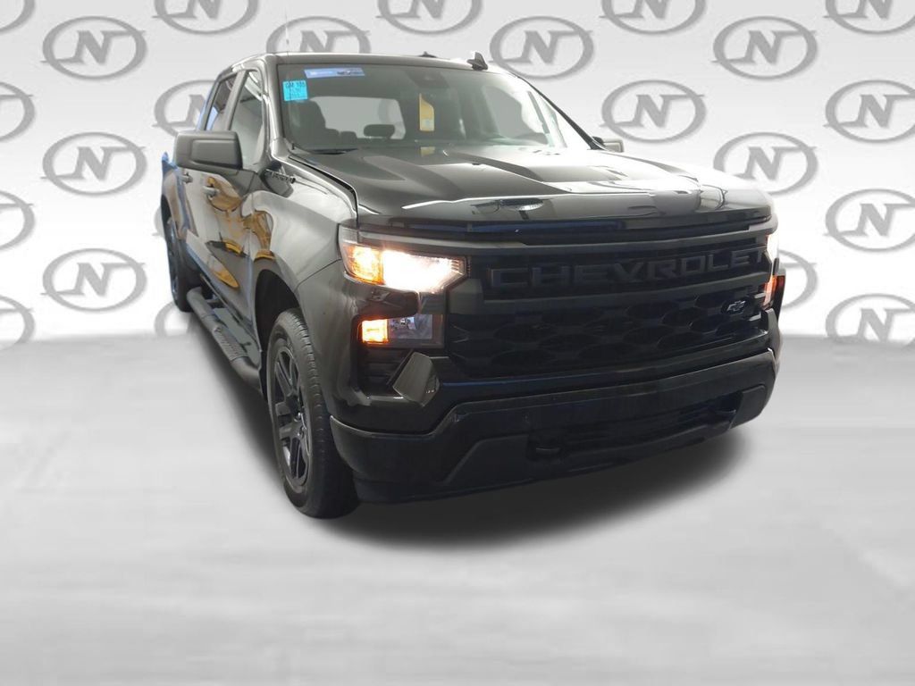 Used 2024 Chevrolet Silverado 1500 Custom w/ Rally Edition AWD/4WD image 13