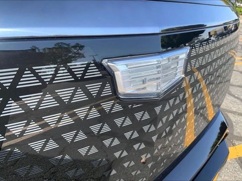 New 2026 Cadillac Vistiq Sport image 35