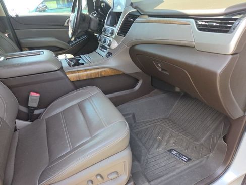 Used 2019 GMC Yukon Denali w/ Denali Ultimate Package AWD/4WD image 13