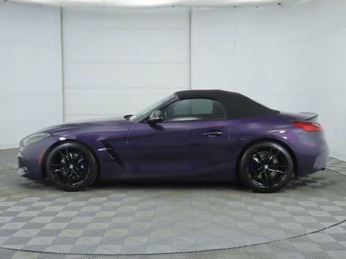 Used 2025 BMW Z4 M40i w/ Premium Package image 16
