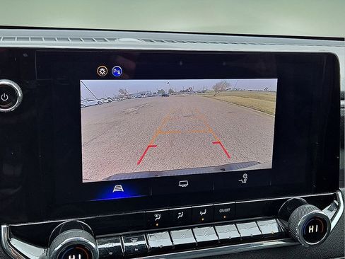 Used 2025 Chevrolet Colorado Trail Boss w/ Midnight Edition image 26