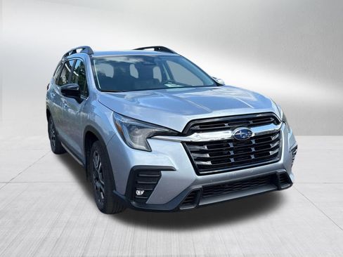 Used 2024 Subaru Ascent Limited AWD/4WD image 6