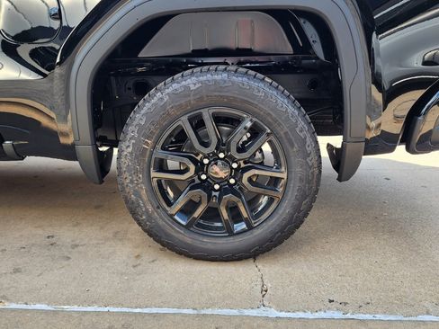 New 2026 GMC Sierra 1500 Elevation image 50