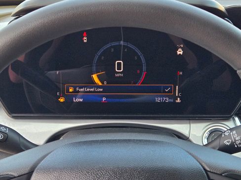 Certified 2026 Chevrolet Trax LT FWD image 31