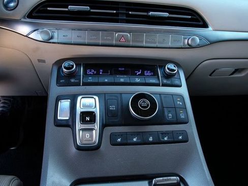 Used 2020 Hyundai Palisade Limited image 23