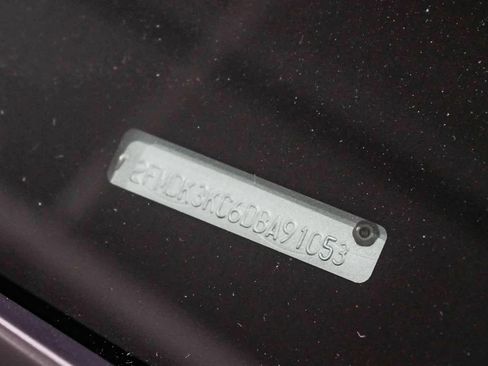 Used 2013 Ford Edge Limited image 28