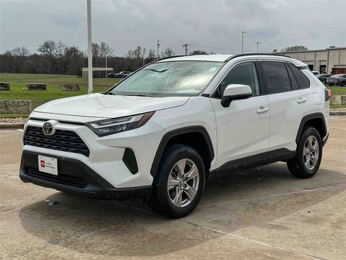 Certified 2024 Toyota RAV4 XLE image 7