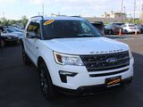 Used 2019 Ford Explorer XLT w/ Equipment Group 202A image 4