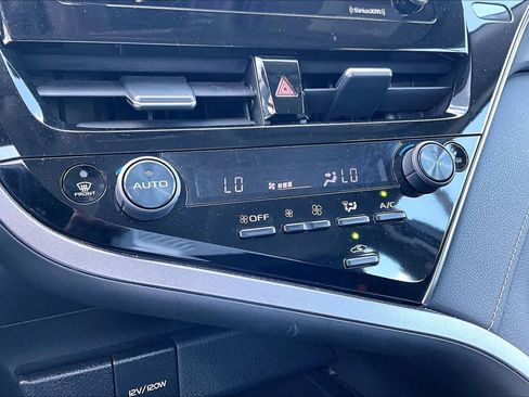 Used 2023 Toyota Camry SE w/ Convenience Package FWD image 34