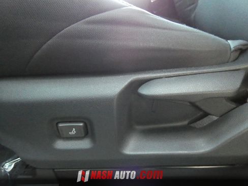 Used 2026 Toyota Tacoma SR5 AWD/4WD image 51