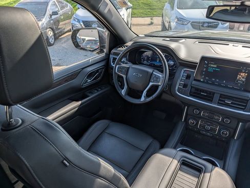 Used 2023 Chevrolet Suburban Z71 AWD/4WD image 9