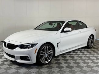 Used 2020 BMW 440i Convertible w/ M Sport Package RWD video 2