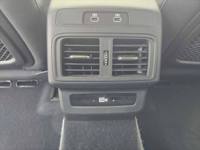 Used 2025 Audi Q5 Premium Plus w/ Premium Plus AWD/4WD image 19