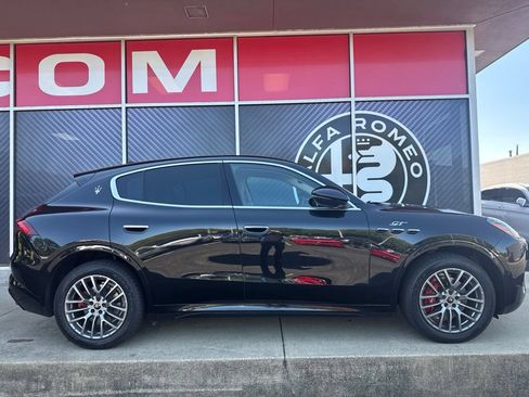 Used 2023 Maserati Grecale GT AWD/4WD image 4