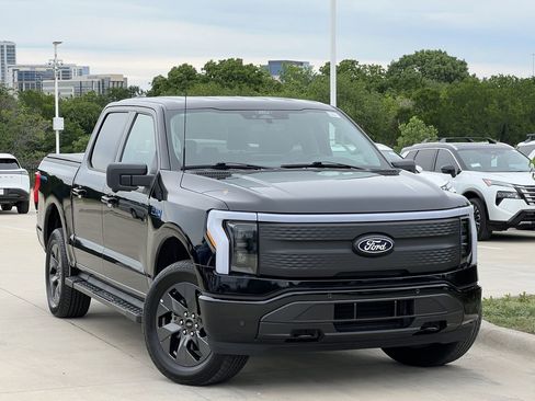 Used 2025 Ford F150 Lightning Flash AWD/4WD image 2