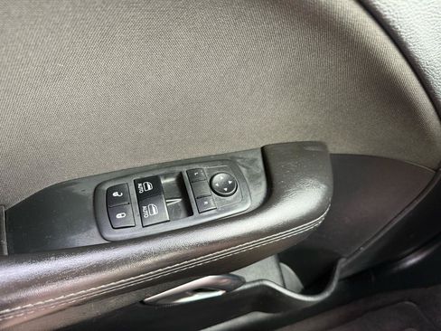 Used 2018 Dodge Challenger SXT w/ Blacktop Package RWD image 25