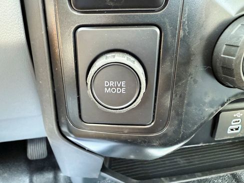 New 2025 Ford F550 XL w/ XL Chrome Package image 15